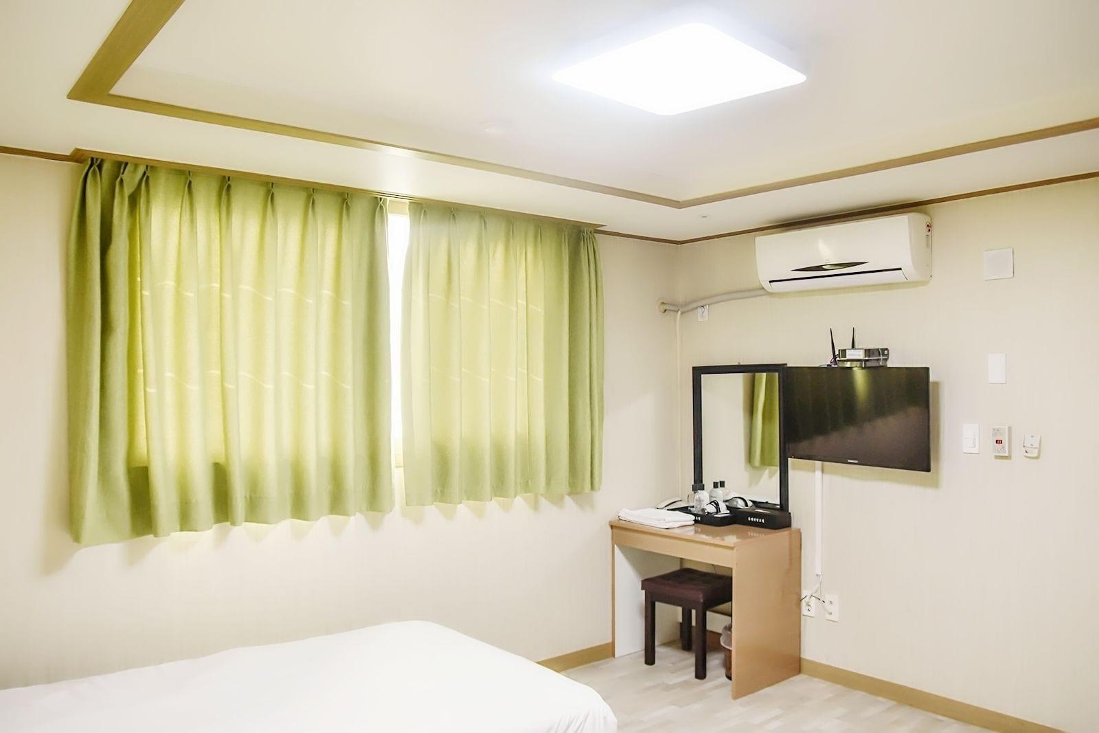 Olle Tourist Hotel Čedžu Exteriér fotografie