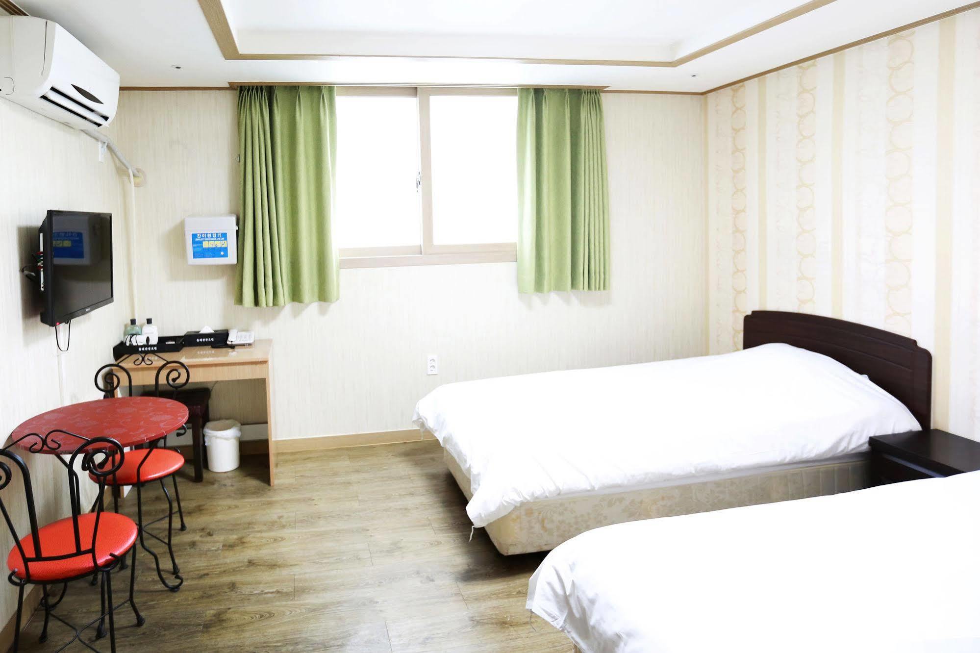 Olle Tourist Hotel Čedžu Exteriér fotografie