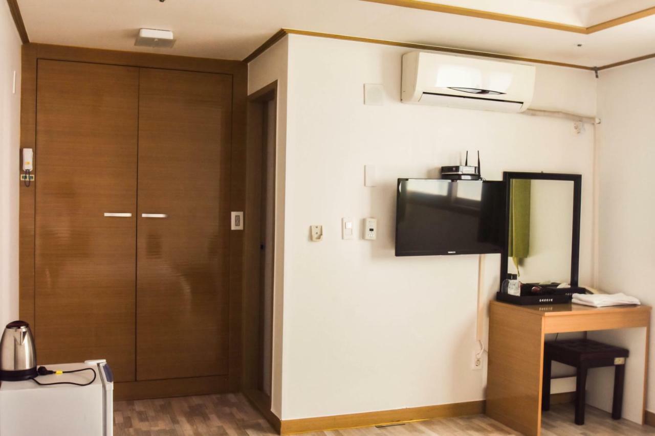 Olle Tourist Hotel Čedžu Exteriér fotografie